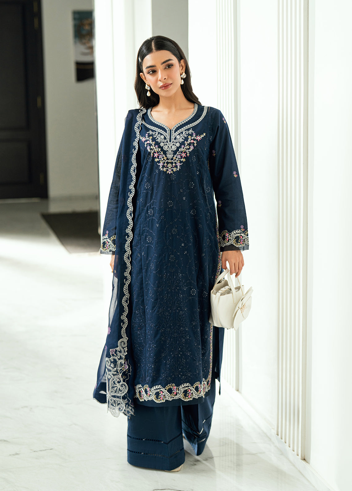 Retail Price: 9,990/-PKR